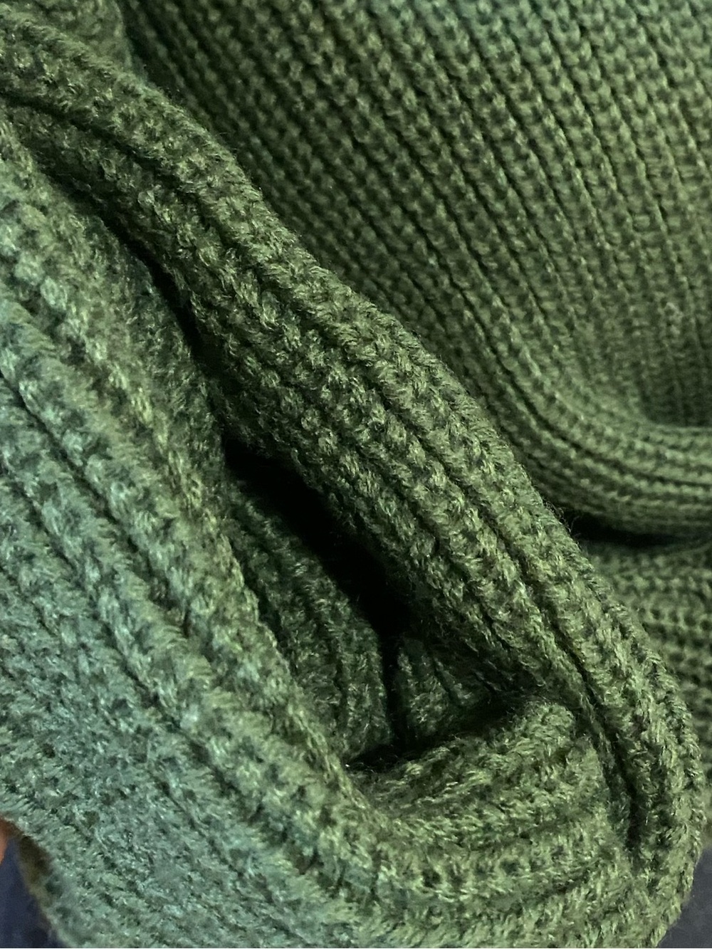 Dark Green Oversized Twisted Front Long Sleeve Cropped Sweater - Picture 4 of 11
